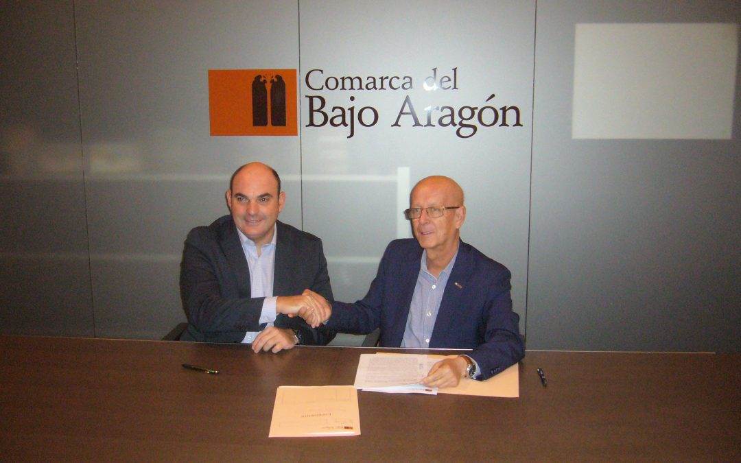 La Comarca del Bajo Aragón y  el Ayuntamiento de Alcañiz, han suscrito hoy lunes, Convenios sobre la oficina de información a consumidores y usuarios, y sobre el Vencimiento del Dragón.